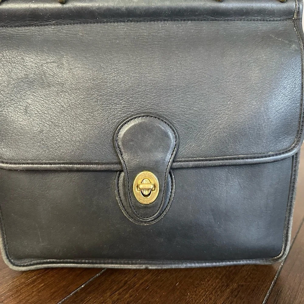 Vintage Coach Willis satchel